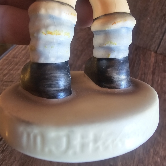 Hummel Figurine "For Father" #87 - Picture 2 of 6